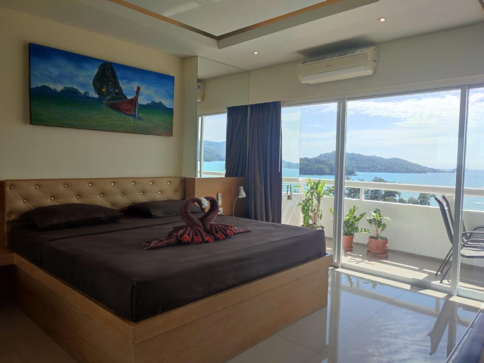 Patong Tower Holiday Rentals Exterior photo